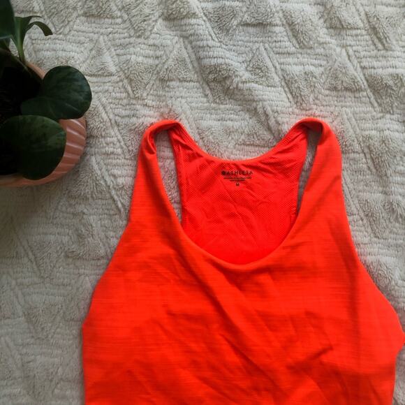Athleta Ultimate Space Dye Crop Workout Tank Top in SuperSonic - Picture 4 of 6